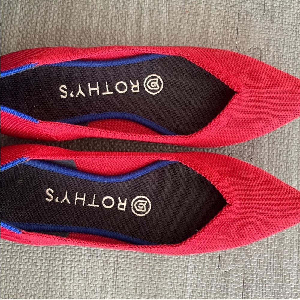 Make me an offer! The Point Rothy's Chili Red Womens Flat Shoes size 6